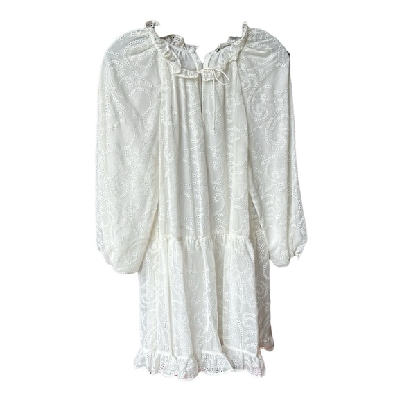 Alice + Olivia Sherrie Broderie Mini Dress White Size S 3/4 Sleeves V Neck - Picture 2 of 16